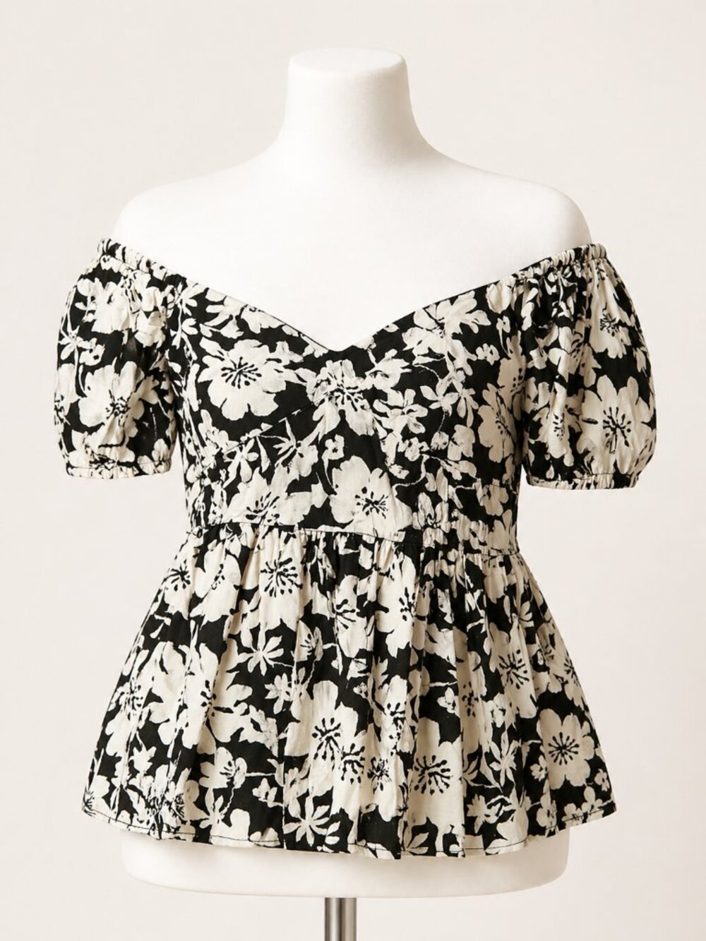 Loft Off Shoulder Top Black & White Size Small NWOT